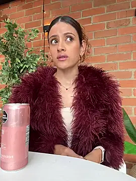 alana15 online show from March 27, 2026, 9:49 pm