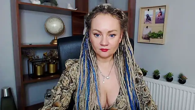 KayaMagic online show from March 6, 2025, 3:13 pm