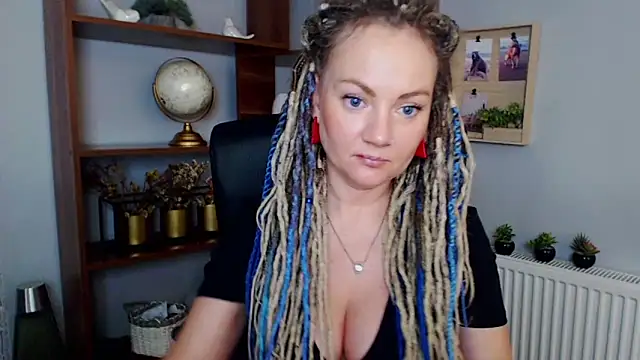 KayaMagic online show from February 27, 2025, 4:54 pm