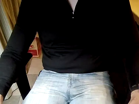 mariohurt101 online show from April 7, 2026, 8:43 pm