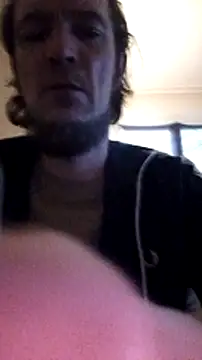 Snapshot of BunnyandClydeDk chatting on December 25, 2024, 8:18 am BunnyandClydeDk online show from December 25, 2024, 8:18 am