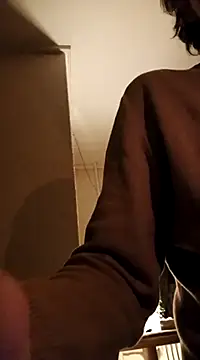 Snapshot of BunnyandClydeDk chatting on December 21, 2024, 5:58 am BunnyandClydeDk online show from December 21, 2024, 5:58 am