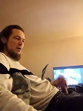 Snapshot of BunnyandClydeDk chatting on February 3, 2025, 12:58 am BunnyandClydeDk online show from February 3, 2025, 12:58 am