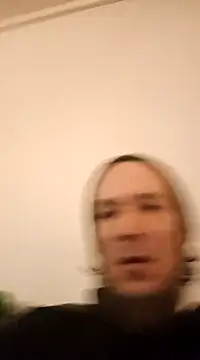 Snapshot of BunnyandClydeDk chatting on January 23, 2025, 2:33 am BunnyandClydeDk online show from January 23, 2025, 2:33 am