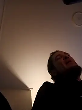 Snapshot of BunnyandClydeDk chatting on December 7, 2024, 4:59 am BunnyandClydeDk online show from December 7, 2024, 4:59 am