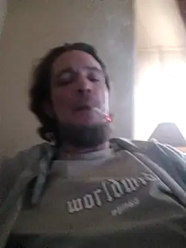 Snapshot of BunnyandClydeDk chatting on December 14, 2024, 10:45 am BunnyandClydeDk online show from December 14, 2024, 10:45 am