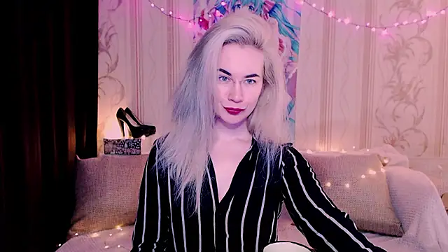 Snapshot of xxxcharismaaa chatting on March 2, 2026, 11:22 pm xxxcharismaaa online show from March 2, 2026, 11:22 pm