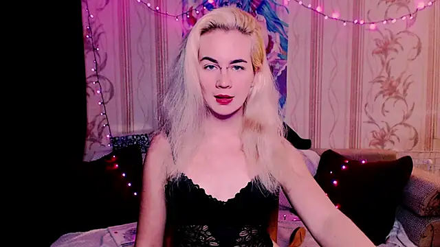 xxxcharismaaa online show from June 29, 2026, 6:40 pm