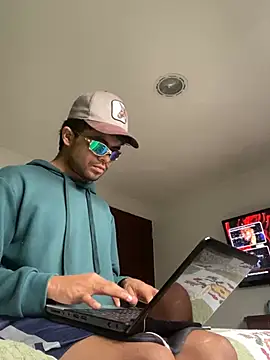 pinedasex777 online show from January 30, 2025, 8:31 pm