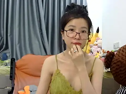 Cute Ruby01 online show from February 4, 2025, 3:36 pm