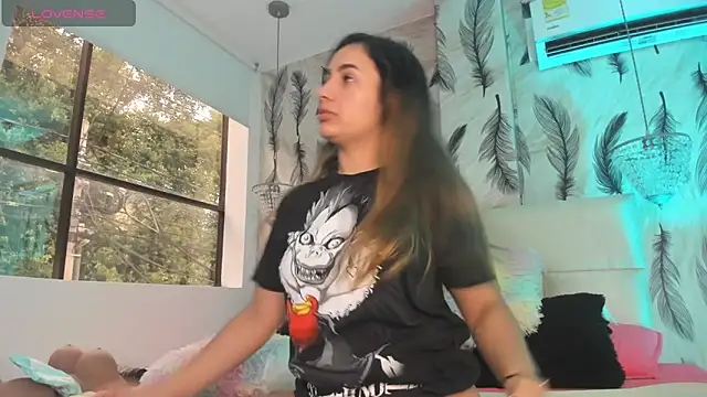 Vivi prinncess online show from September 29, 2025, 10:15 pm