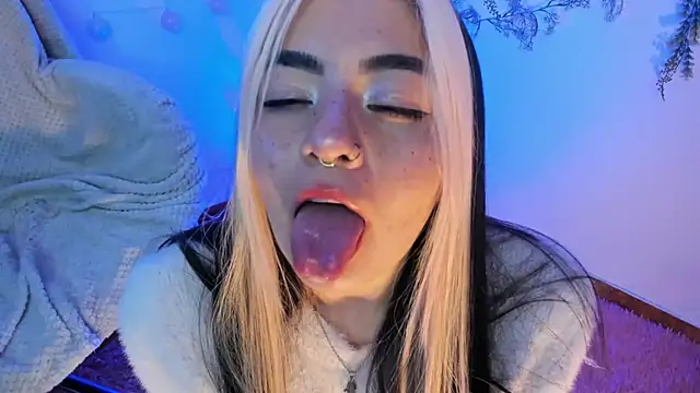 Sammysammy  online show from December 22, 2024, 7:44 am