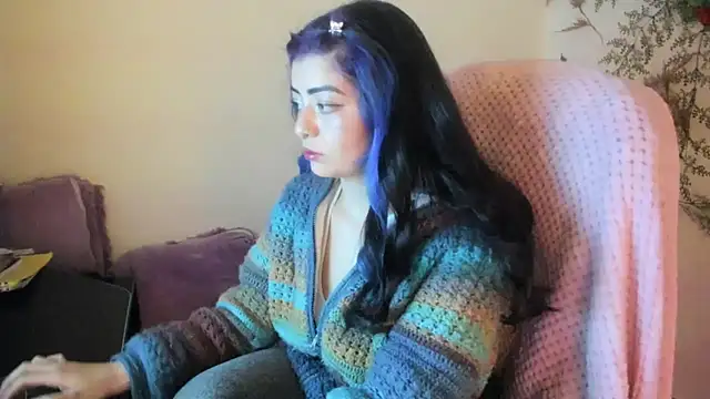 Sammysammy  online show from October 24, 2025, 2:32 am