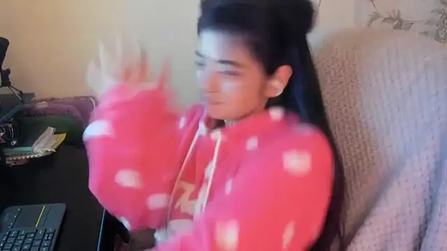 Sammysammy  online show from December 22, 2025, 8:47 am