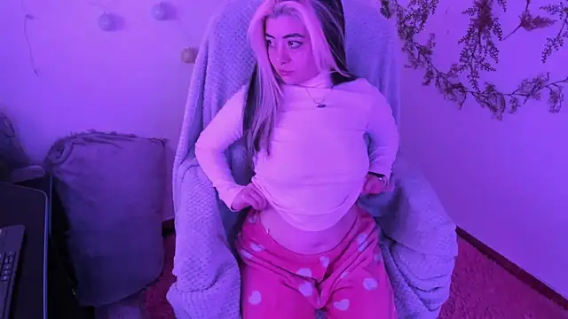 Sammysammy  online show from January 5, 2025, 1:47 pm