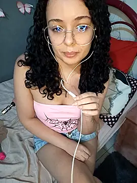 NinaSweet2 online show from October 19, 2025, 4:04 am