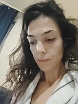 JoLeNe27 online show from November 18, 2025, 6:28 am