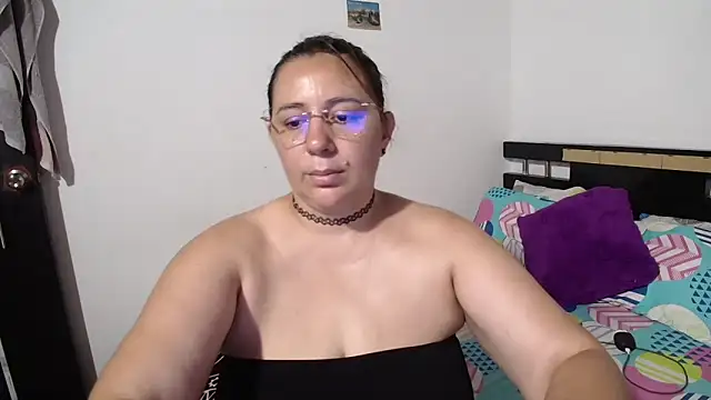 Snapshot of sexxy_ticki chatting on September 17, 2025, 10:01 pm sexxy ticki online show from September 17, 2025, 10:01 pm
