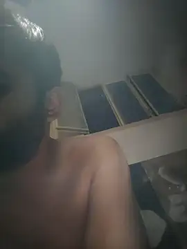 Rohit19997776 online show from April 17, 2026, 9:06 pm