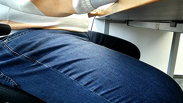 69bezfleku online show from October 21, 2025, 6:02 am