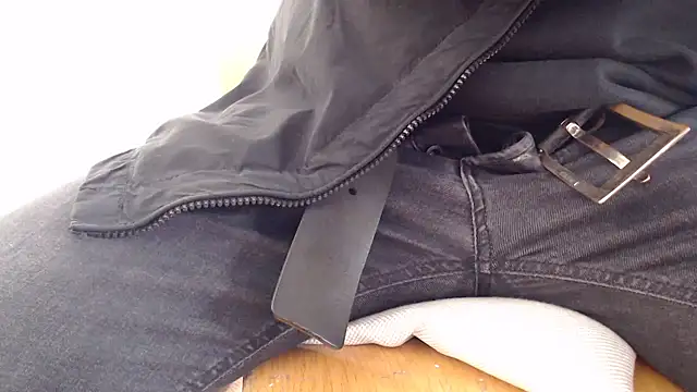 Snapshot of papiculo86 chatting on February 21, 2025, 9:45 am papiculo86 online show from February 21, 2025, 9:45 am