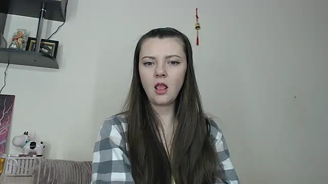 SugarTati online show from December 5, 2025, 8:17 pm