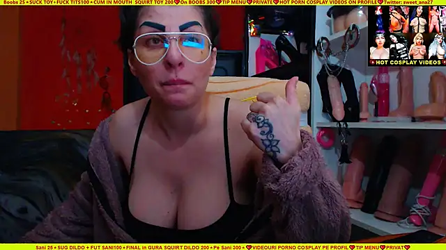 cuminmenowbbyx online show from March 17, 2025, 5:27 pm