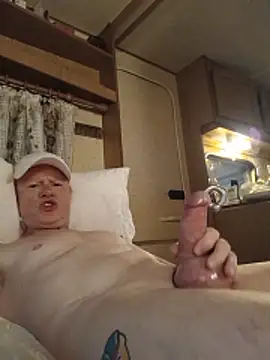 Snapshot of Slutboiskin chatting on June 21, 2026, 4:07 am Slutboiskin online show from June 21, 2026, 4:07 am