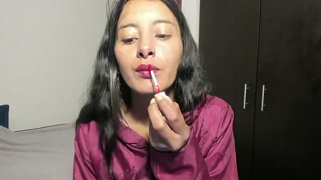 skinny Yizz online show from October 8, 2025, 2:24 am