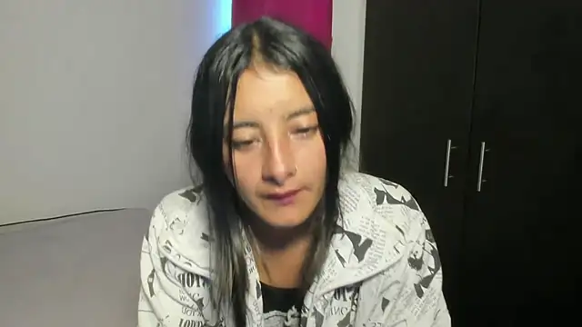 skinny Yizz online show from October 17, 2025, 10:00 pm