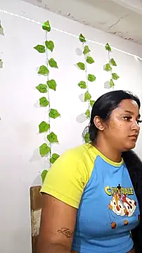 shayna all online show from October 11, 2025, 7:59 pm