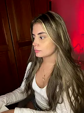 Miss valeriaa online show from December 13, 2025, 9:10 pm