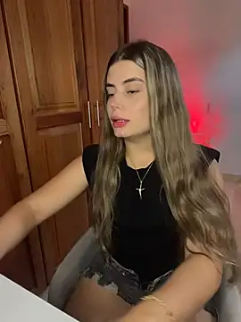 Miss valeriaa online show from March 11, 2026, 9:53 pm