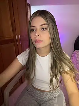 Snapshot of Miss_valeriaa chatting on February 28, 2025, 3:37 pm Miss valeriaa online show from February 28, 2025, 3:37 pm