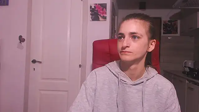 simyhvn online show from October 31, 2025, 5:48 am