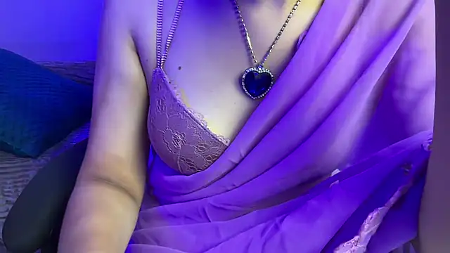 Queen Angelena online show from June 23, 2026, 5:33 pm