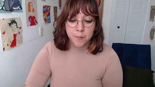 soynanabela28 online show from April 27, 2026, 10:08 pm