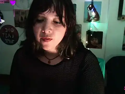 soynanabela28 online show from March 13, 2025, 12:16 am