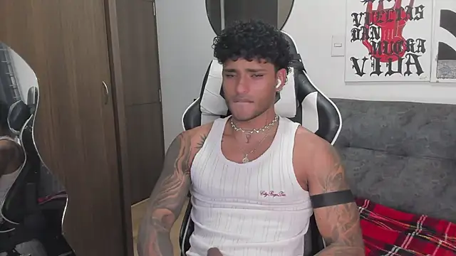 Alessandro Vanni online show from January 8, 2026, 11:44 pm