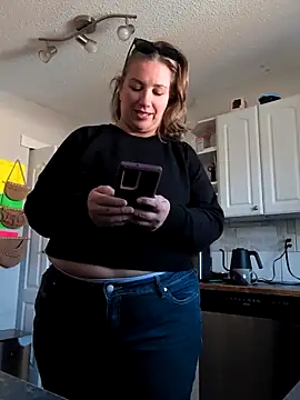 Snapshot of Canadian_BBW chatting on October 9, 2025, 7:03 pm Canadian BBW online show from October 9, 2025, 7:03 pm