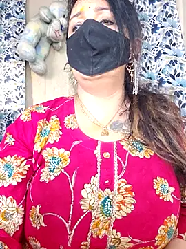 cute-tanvi online show from March 26, 2026, 1:37 am