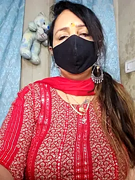 cute-tanvi online show from February 16, 2026, 12:20 am