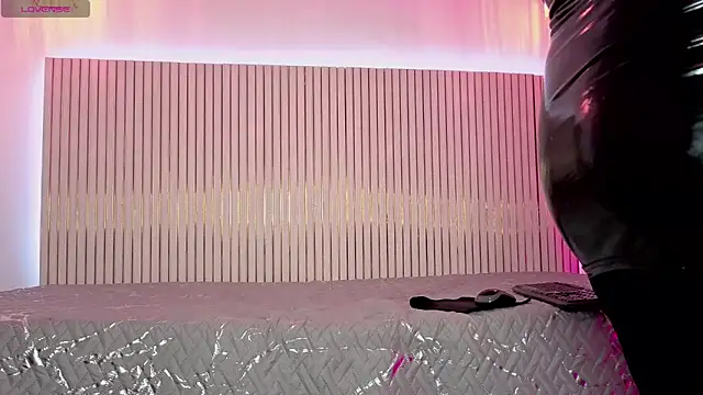 lala angel online show from December 20, 2025, 10:40 am