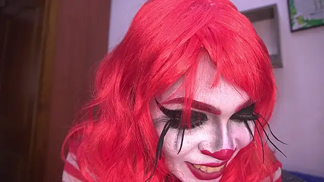 Snapshot of rousse_coup chatting on October 15, 2025, 7:22 pm rousse coup online show from October 15, 2025, 7:22 pm