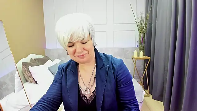 Snapshot of CarmenSoft chatting on January 21, 2025, 4:32 am CarmenSoft online show from January 21, 2025, 4:32 am