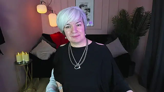 Snapshot of CarmenSoft chatting on February 9, 2025, 11:04 pm CarmenSoft online show from February 9, 2025, 11:04 pm