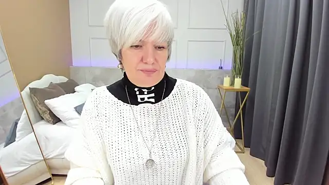 Snapshot of CarmenSoft chatting on January 24, 2025, 8:43 pm CarmenSoft online show from January 24, 2025, 8:43 pm