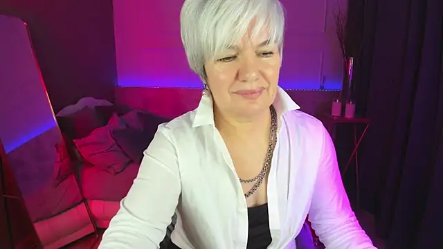 Snapshot of CarmenSoft chatting on February 27, 2025, 12:03 am CarmenSoft online show from February 27, 2025, 12:03 am