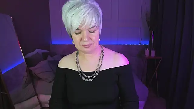 Snapshot of CarmenSoft chatting on February 26, 2025, 8:58 pm CarmenSoft online show from February 26, 2025, 8:58 pm