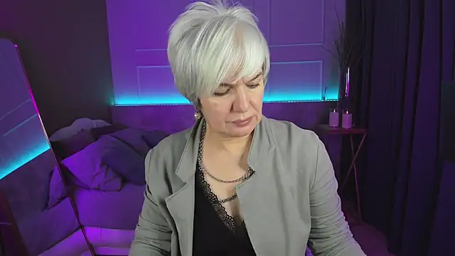 Snapshot of CarmenSoft chatting on March 14, 2025, 11:43 pm CarmenSoft online show from March 14, 2025, 11:43 pm
